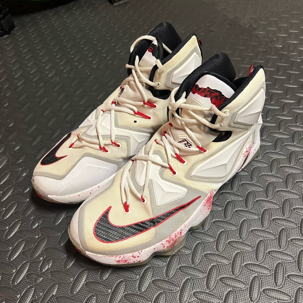 Nike Men's Athletic Shoes Cream White Black Red Accent